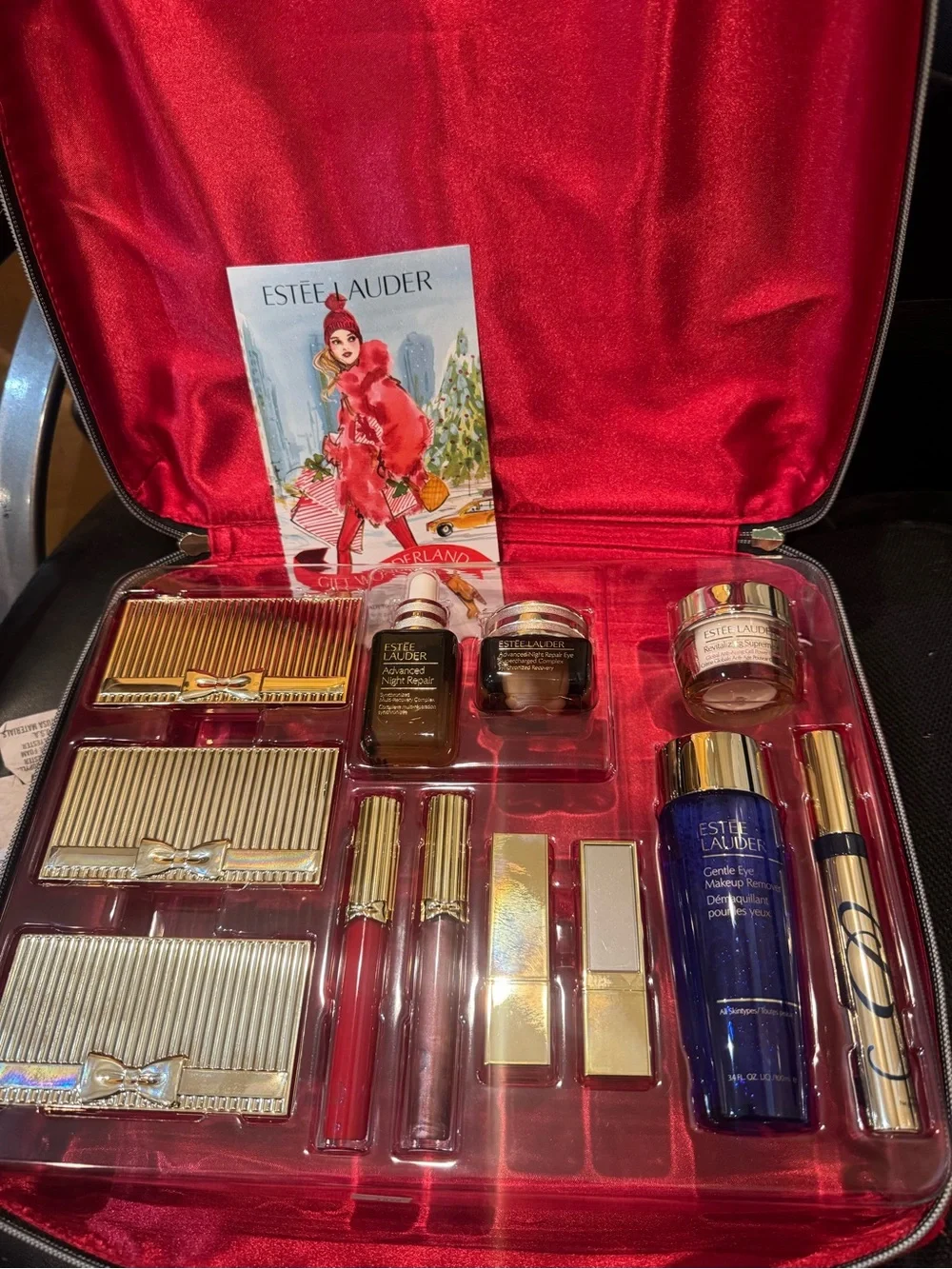 Estee Lauder Makeup Gift Set – Color Envy Full Size Blockbuster Red Velvet case‎